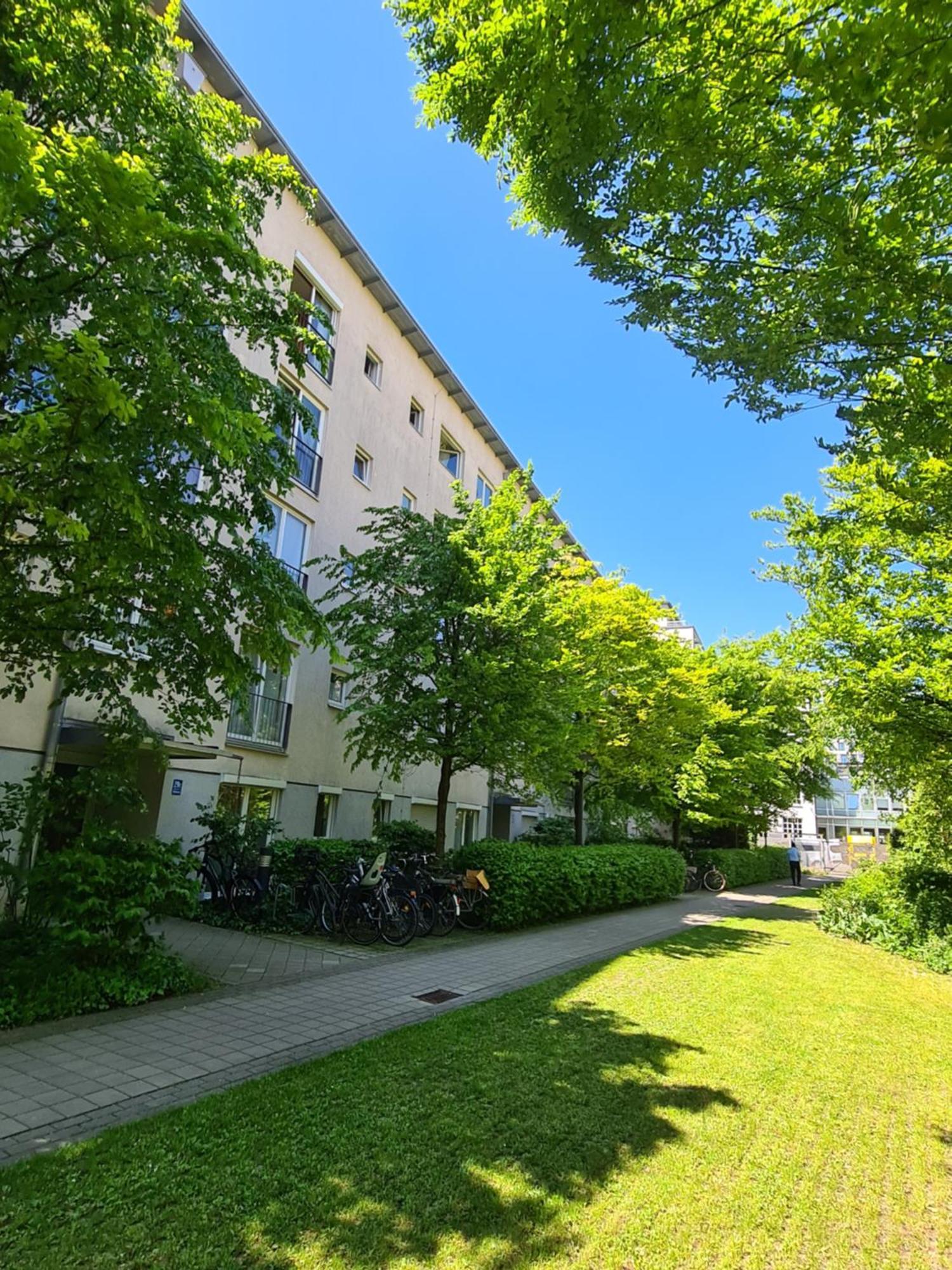 Ridler Theresienwiese, Parking & Rooftop Terraces 2 Room Мюнхен Екстериор снимка